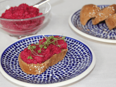 Rote-Rüben-Rote-Beete-Hummus